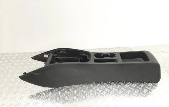 Audi A4 S4 B8 8K Center console 8K0863244 8K0863531A 8K0862533