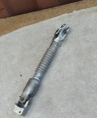 BMW 2 F45 Steering column universal joint 6865653 32306865653 59686565303