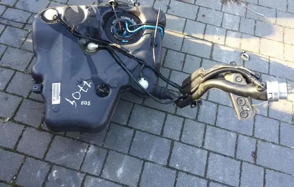 Volkswagen Eos Fuel tank 