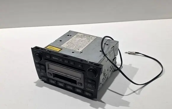Lexus IS 200-300 Radio/CD/DVD/GPS head unit 8612053031