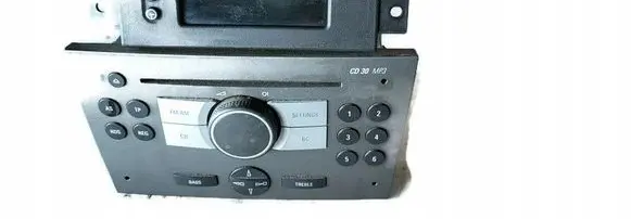 Opel Tigra B Audio system kit 13113145AA