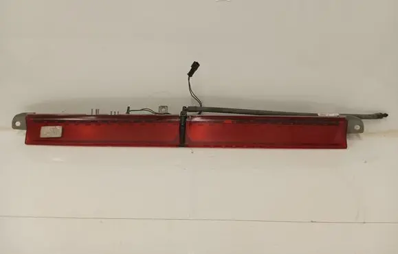 BMW 3 E90 E91 Third/center stoplight 7159020 13264010