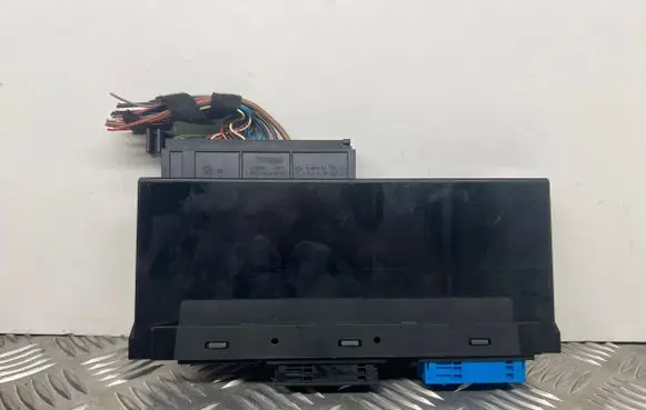 BMW 1 E81 E87 Central body control module 9264577 61359264577