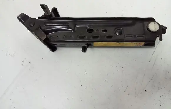 Mazda 2 Lift Jack 2S6117080AC