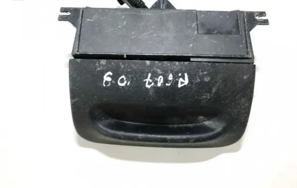 Car ashtray