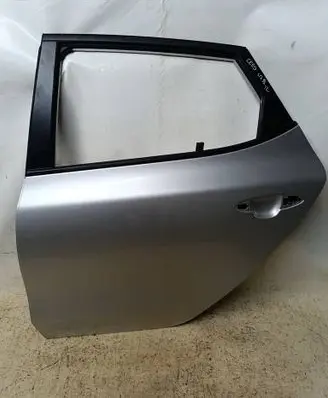 KIA Ceed Rear door 
