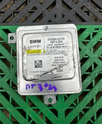 BMW 3 F30 F35 F31 Headlight ballast module Xenon 7318327