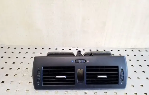 BMW X3 E83 Dash center air vent grill 3400074
