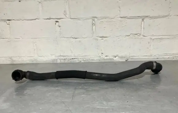 BMW 5 E60 E61 Engine coolant pipe/hose 6985734