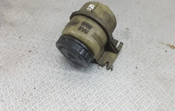 Power steering fluid tank/reservoir