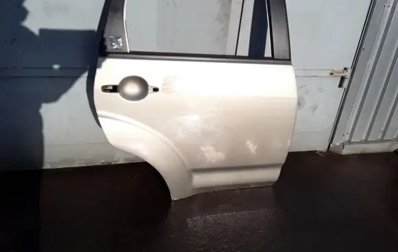 Citroen C-Crosser Rear door
