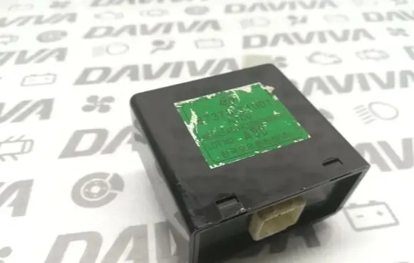 SsangYong Rodius Wing mirror control module 8737021001