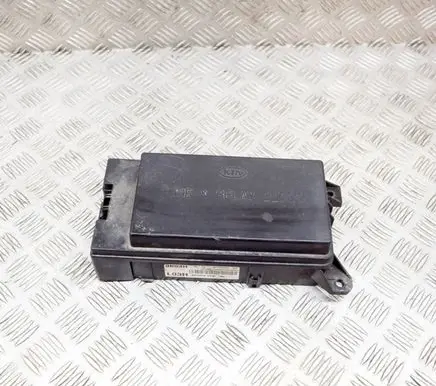 KIA Carnival Fuse box set 0K53H66760