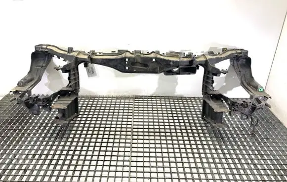 Mercedes-Benz B W245 Front bodywork piece 