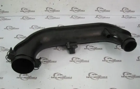 Ford Transit Air intake hose/pipe 6897649
