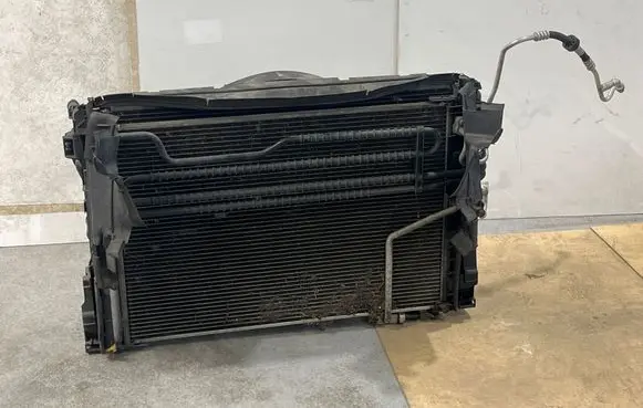 Mercedes-Benz E W212 Radiator set A2045000755 A2128301416 A2048305316