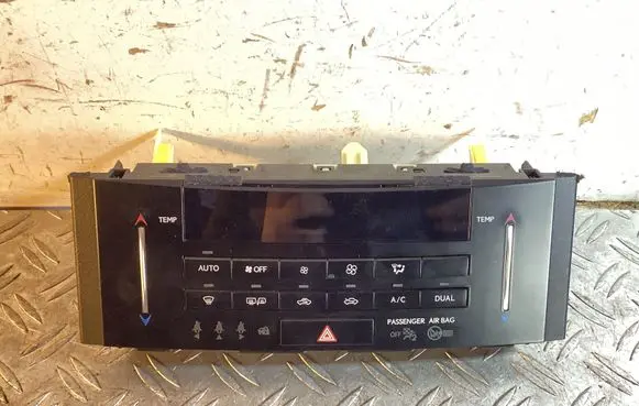 Lexus IS III XE30 Climate control unit 5590053310 0076F43