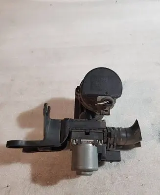 Audi A6 S6 C6 4F Coolant heater control valve 6831942 900256780047 17B230MP0515
