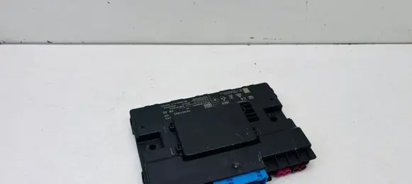 Audi A5 Gateway control module 8W5907468J 8W5907468G