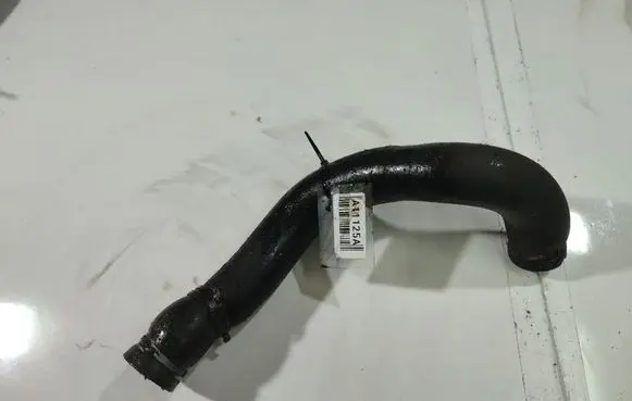 Opel Astra H Engine coolant pipe/hose 