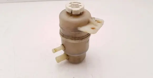 Mitsubishi Grandis Power steering fluid tank/reservoir