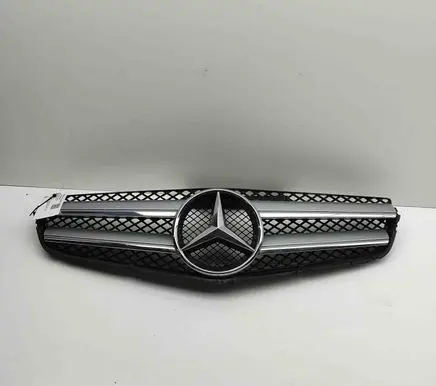 Mercedes-Benz E A207 Front grill A2078880283 A2078880260