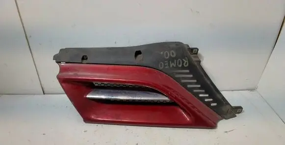 Alfa Romeo 166 Front bumper upper radiator grill 156016559 B634