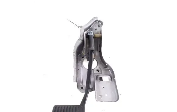 Volvo XC40 Brake pedal 32265012