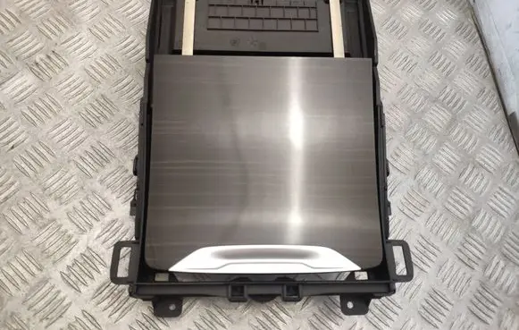 BMW X5 G05 Glove box central console 9399863 6810497