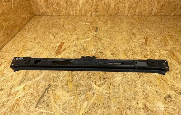 Toyota Prius (XW50) Radiator mount bracket 