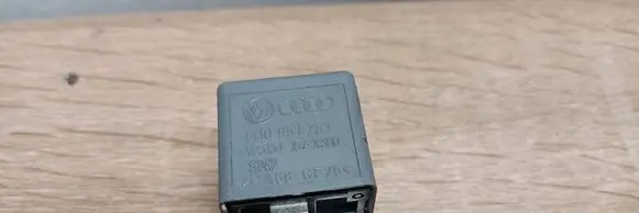 Audi A6 S6 C6 4F Other relay 8D0951253 V23134J52X300