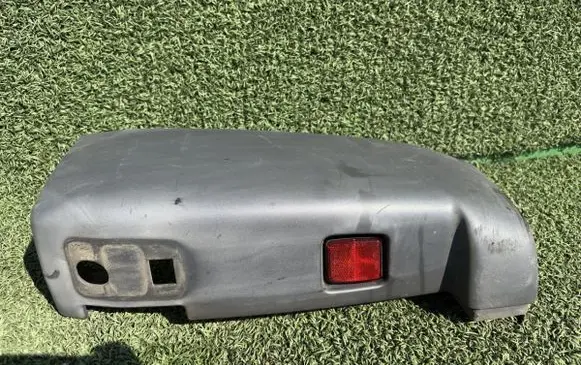 Rear bumper corner part panel trim