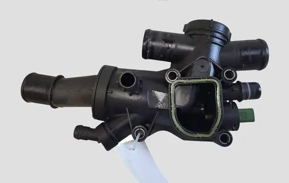 Volvo V70 Thermostat/thermostat housing 965682980