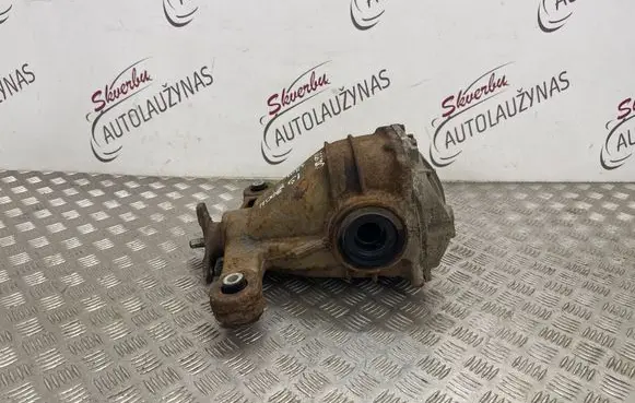 Lexus IS III XE30 Rear differential 20H2090B 20H130618Y2090B
