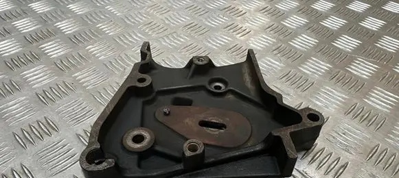 Opel Zafira C Engine mounting bracket 332253673