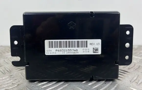 Jeep Grand Cherokee Other control units/modules P68321557AD