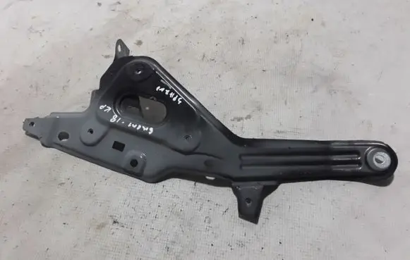 Smart ForFour II W453 Fender mounting bracket 631472178R