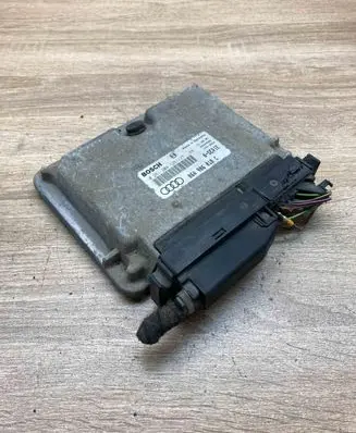 Audi A3 S3 8L Engine control unit/module ECU 06A906018C 0261204126 Used
