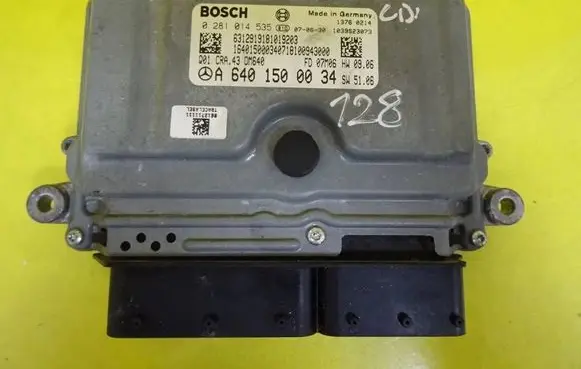 Mercedes-Benz A W169 Engine control unit/module A6401500034 0281014535