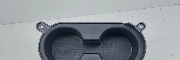 Cup holder front