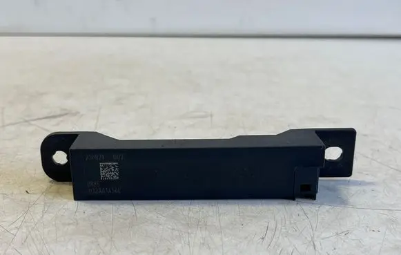 Mercedes-Benz GLB X247 Keyless system antenna A1679050901