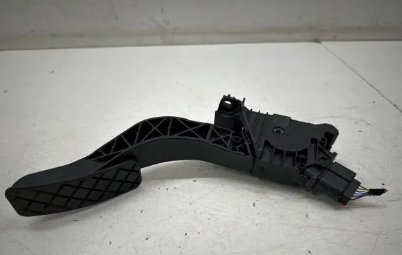 Volkswagen T-Cross Accelerator throttle pedal 2Q2723503A