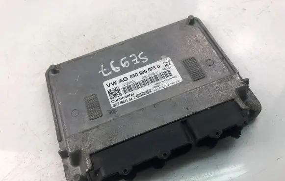 Volkswagen Fox Engine control unit/module ECU 03D906023Q