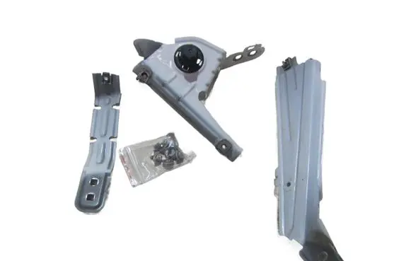 BMW X3 F25 Fender mounting bracket 7267328 98TRYRHF6BMW