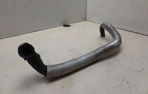 Chevrolet Cruze Air intake hose/pipe