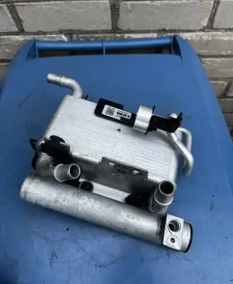Hyundai Ioniq 5 Electric car engine cooler 97606GI020 976W6GI000