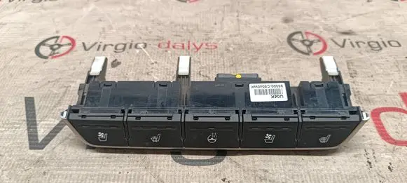 KIA Sorento Seat heating switch 93300C5040WK
