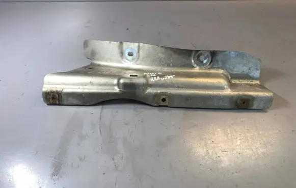 BMW 5 F10 F11 Heat shield in engine bay 51487185203 7185203