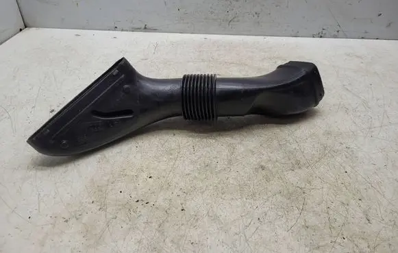 Volvo V70 Engine coolant pipe/hose 8638624