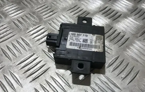 Volkswagen Golf V Alarm control unit/module 1k0907719 510190352